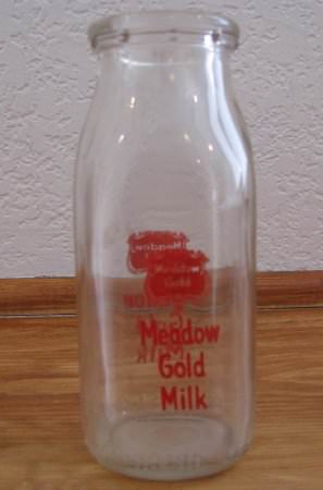Cream Bottle 587.9