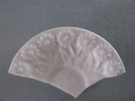 Toy, Dish